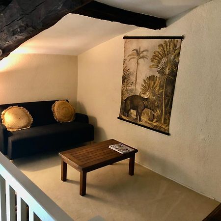 Hotel Le Domaine De Camblanes Esterno foto